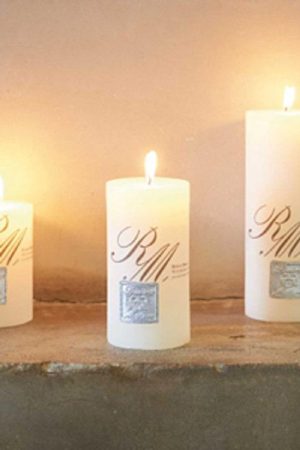 Riviera Maison Leonie - Frosted Candle whisper white 13x7 - Kaars - Wit
